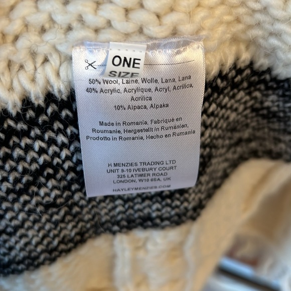 Hayley Menzies ‘Dakota’ Cable Knit Cardigan Vest Blanket Style One Size - Picture 10 of 10